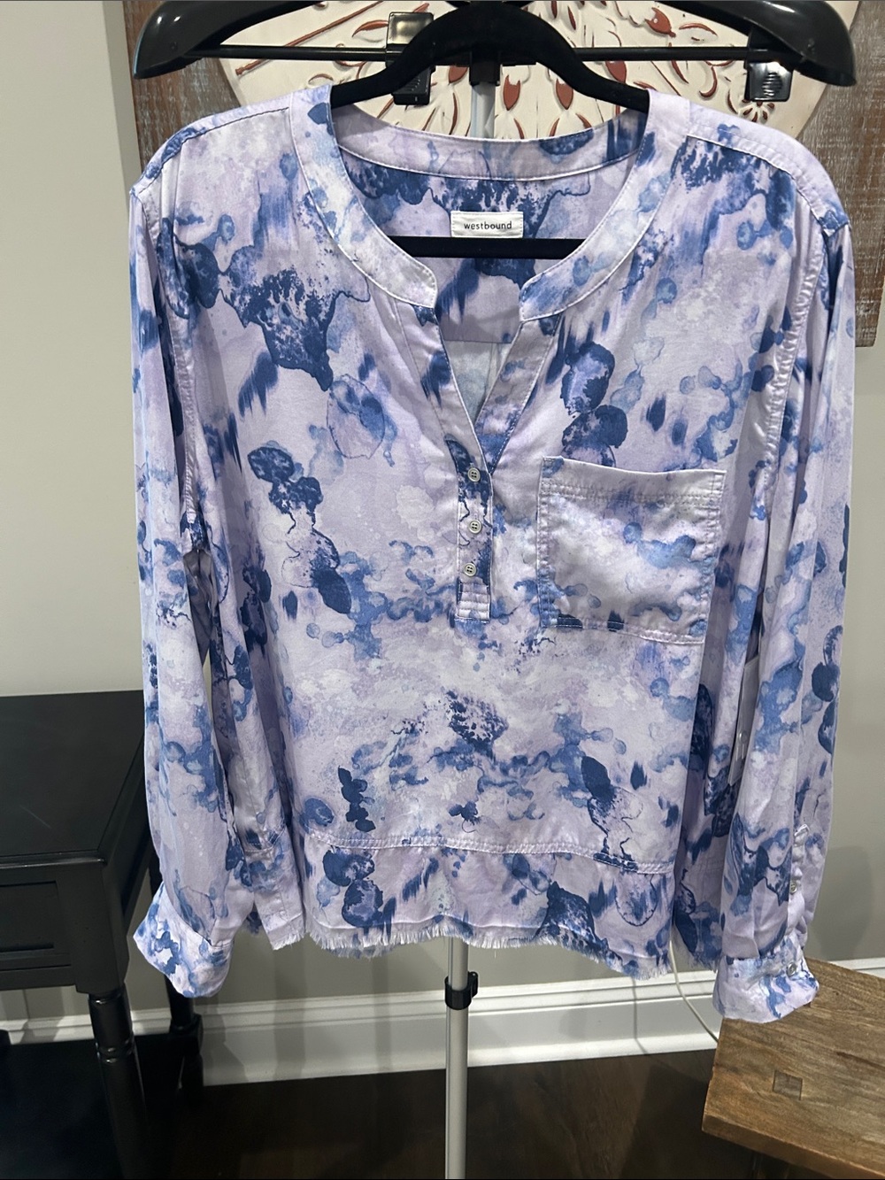 Westbound Womenβs Lavender & Blue Watercolor-Print Long Sleeve Blouse Size Large